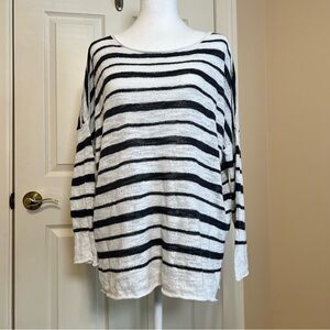 Gauzy, Beachy Striped Lou & Grey Long Sleeve Sweater Grey and White Size Small